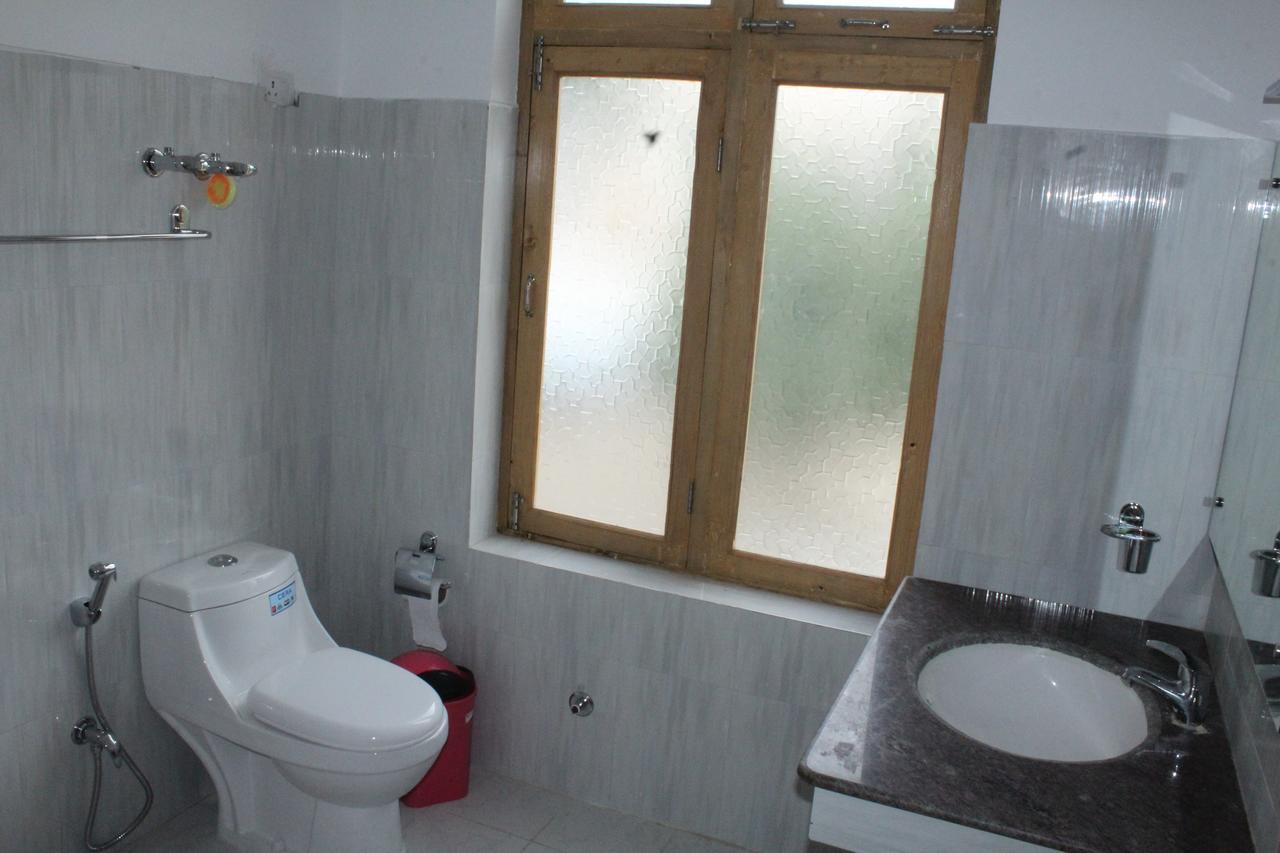 Hotel Kasdar Ladakh Leh Buitenkant foto